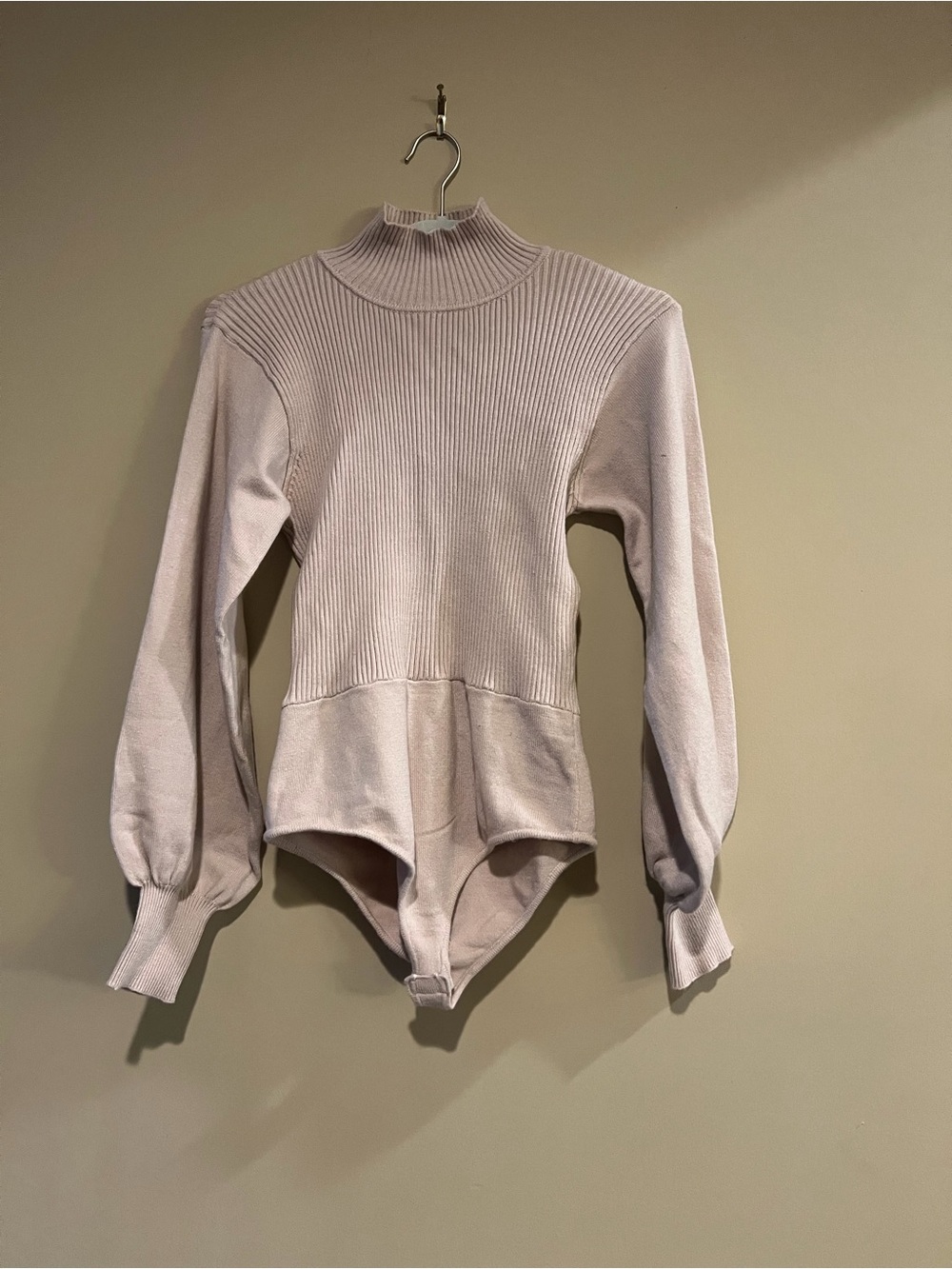 Zara Ribbed Knit Open Back Bodysuit – Size L – NWT